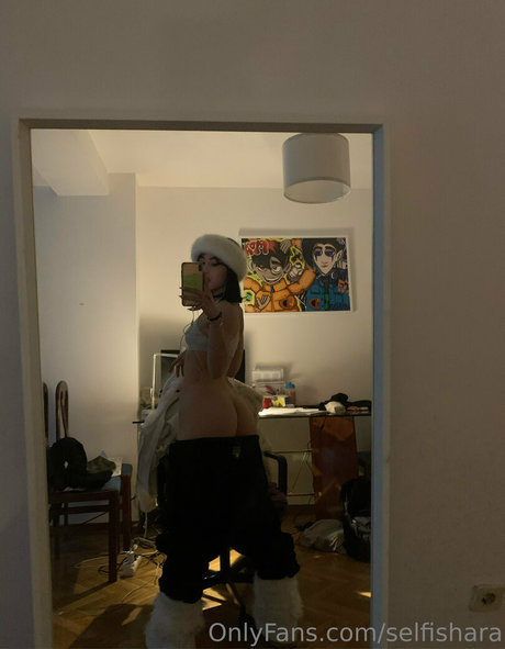 selfishara high quality star picture