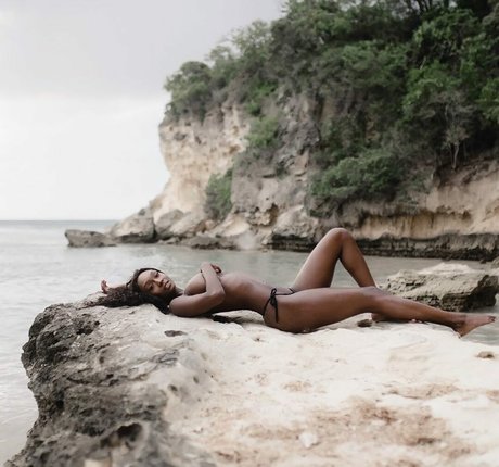 Mel Walls high quality pornstar pictures