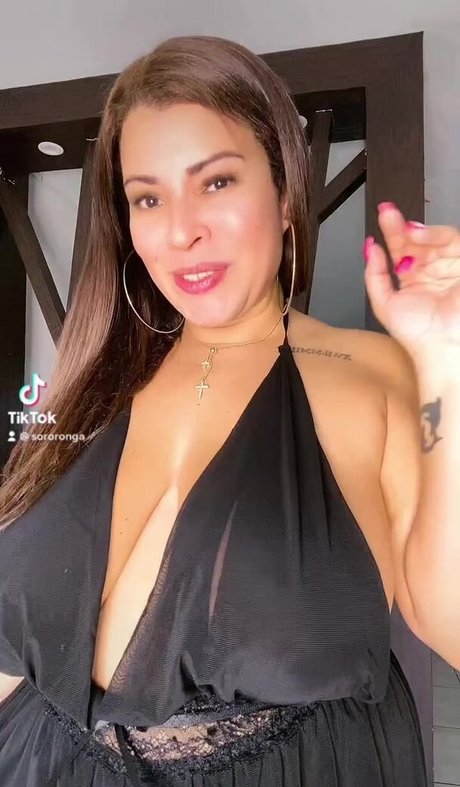 sororonga nude pornstar picture