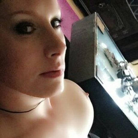 Mistressraven666 pretty pornstar pics