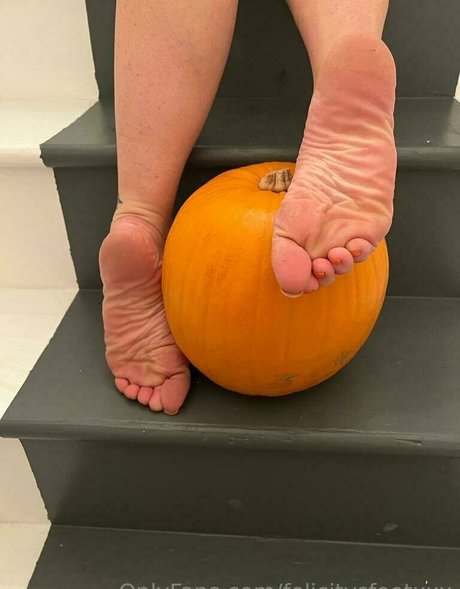 felicitysfeetxxx pornstar adult pictures