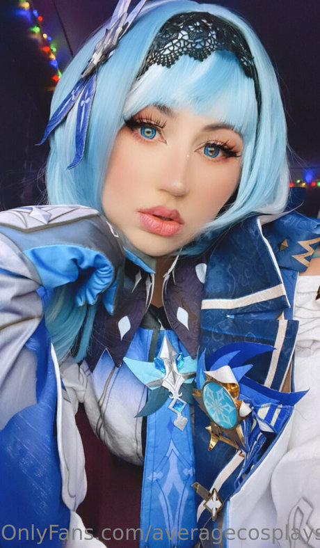 averagecosplays pretty actress photos