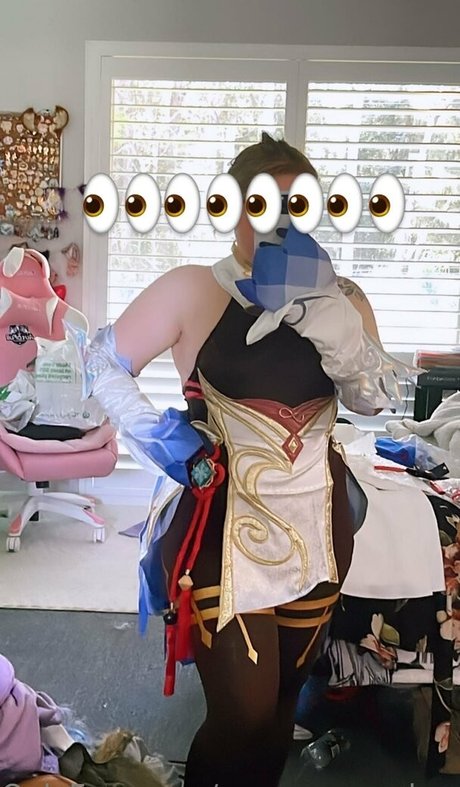 averagecosplays star art archive