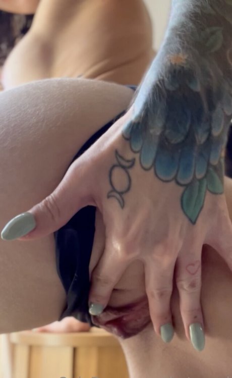 Thata pornstar top photo