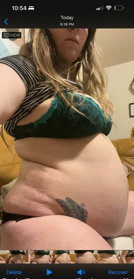 fathappylia adult model image