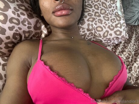 milandior3 beautiful model photos