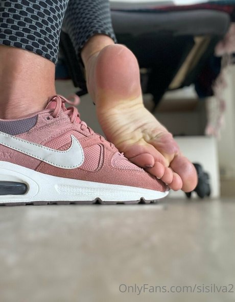 swinger milf onlyfans art naked galleries