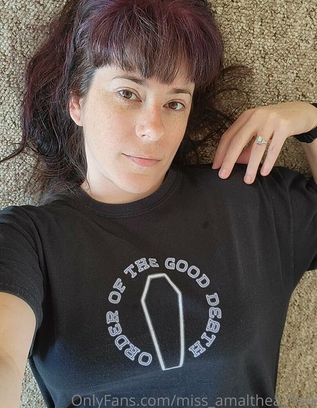 miss amalthea free exclusive model images