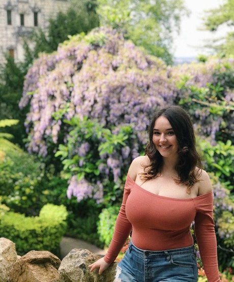 Julia F top actress pic