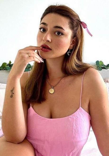 man onlyfans beautiful nude picture