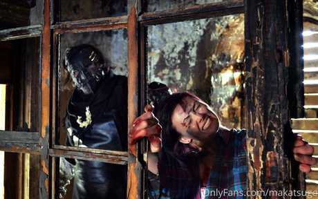 makatsuge star naked photos