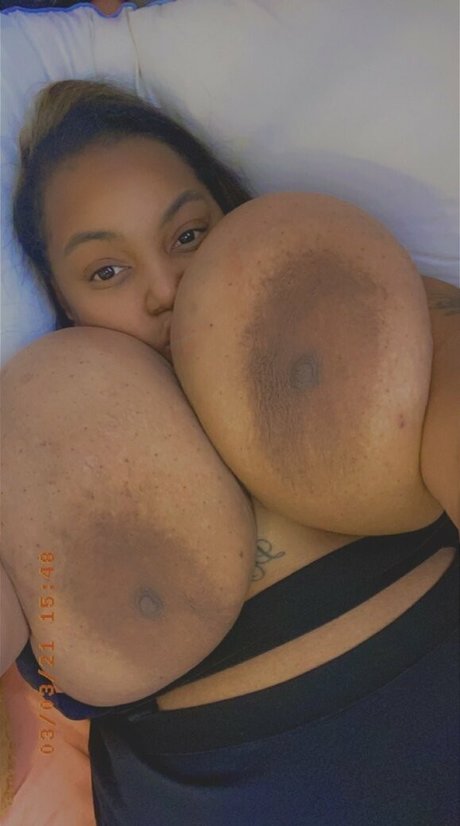 dreamyjuggz model nudes galleries