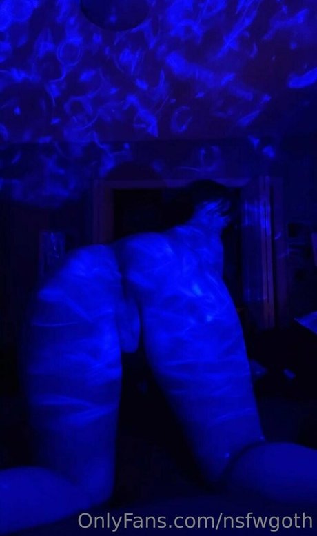 nsfwgoth star nude galleries