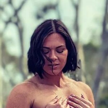 MissPeachyFit star naked image