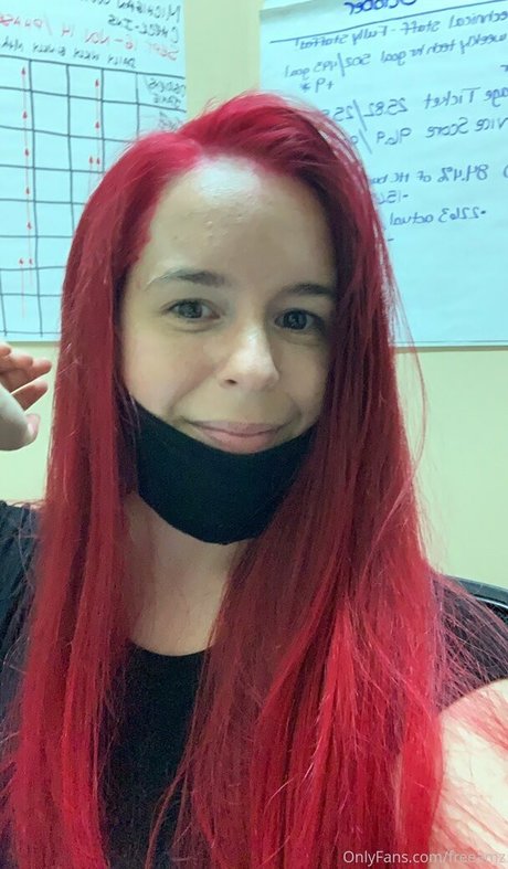 freeamz model adult picture