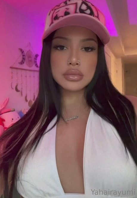 yahairayumi nude star galleries