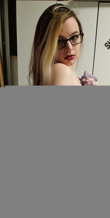 Kristeenahhbby pornstar perfect pics