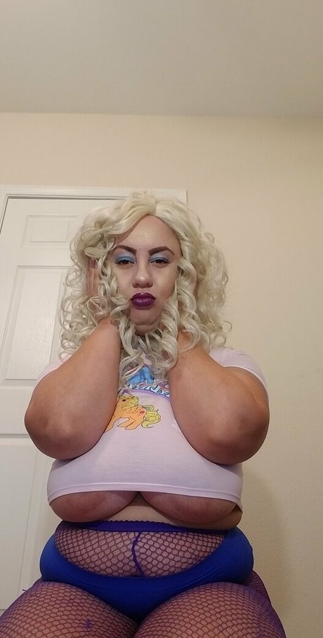 brown eyes kitty onlyfans nude images