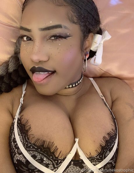 asian young onlyfans sexy images