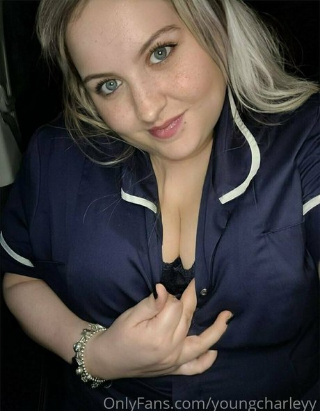 busty mom onlyfans erotic picture