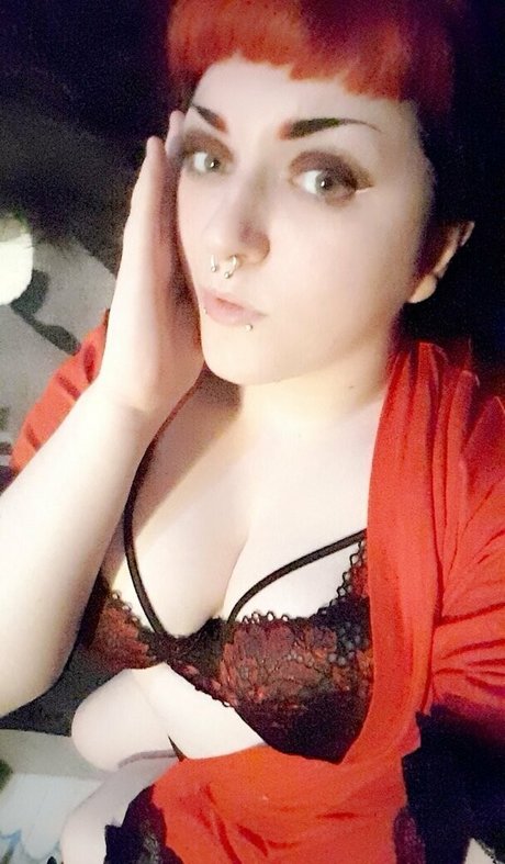 grimspectral pretty model pictures