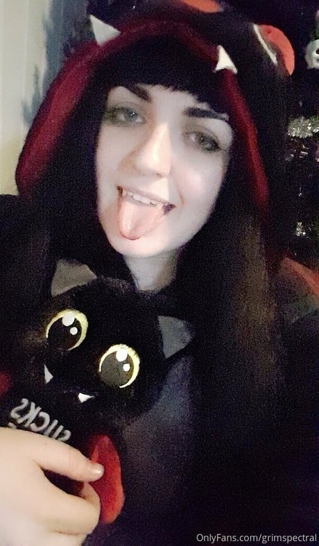 grimspectral pornstar naked image