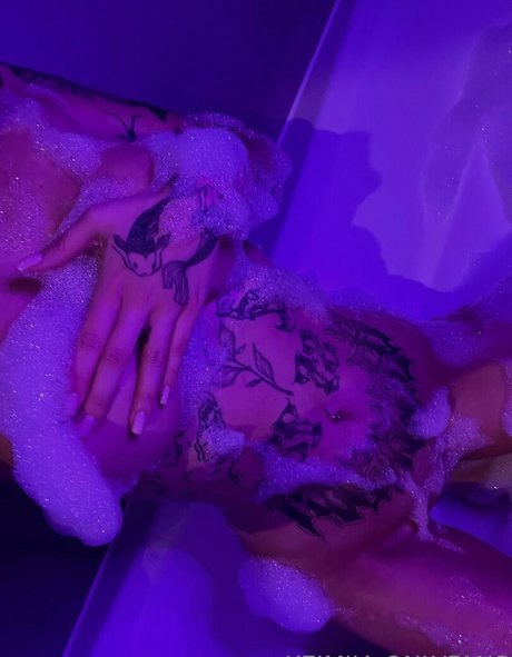 strip nude onlyfans sexy pics