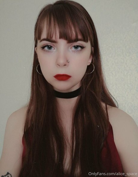 alicespace nudes model pics