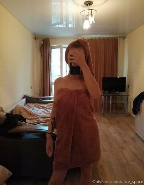 alicespace naked model archive