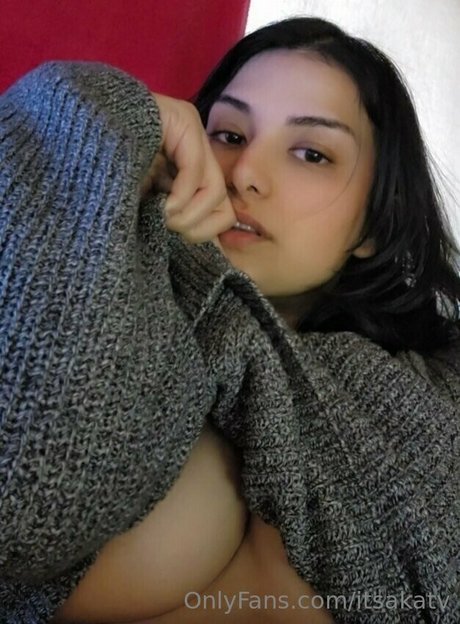 itsakatv xxx model photos