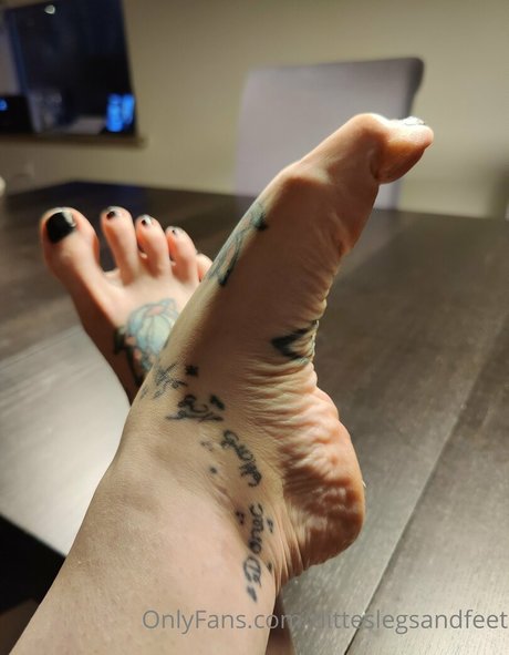 gloryhole wife onlyfans top pictures