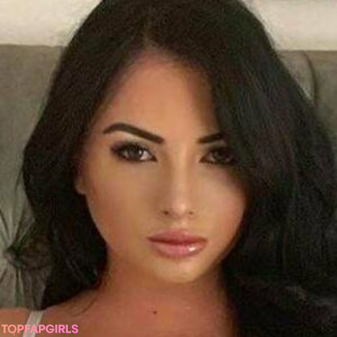 Elizabeth Jade star archive