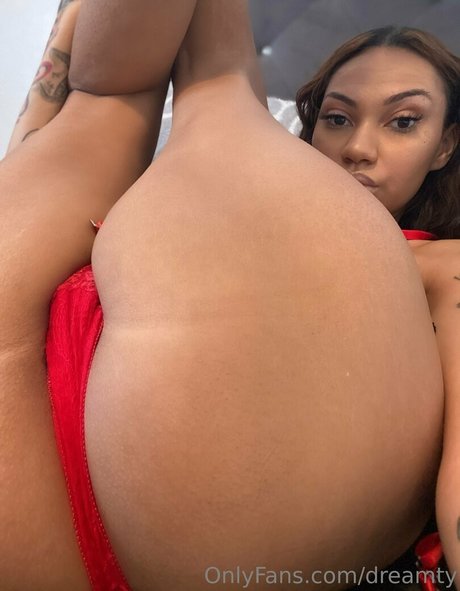 dreamty pornstar nude image