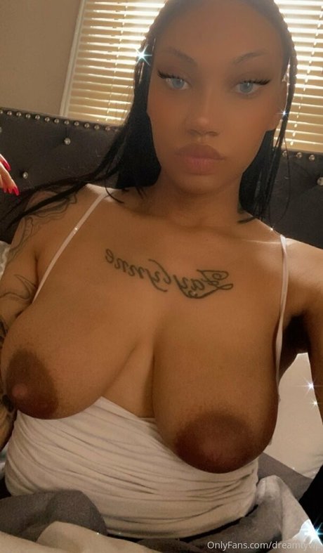 dreamty model hd pics