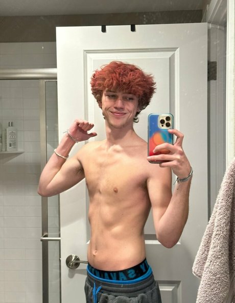 karsen scott hot model img