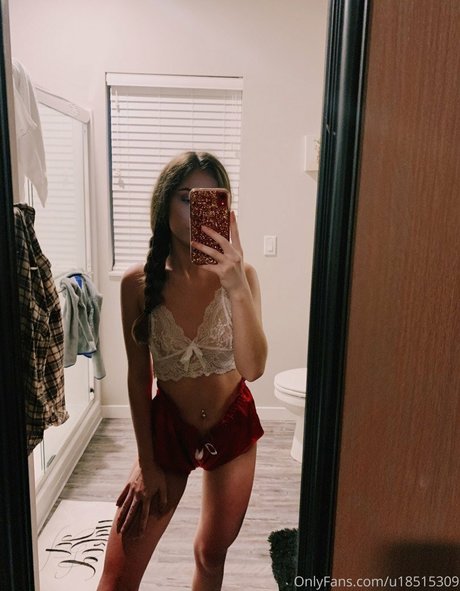 rosycheekzz best model pictures