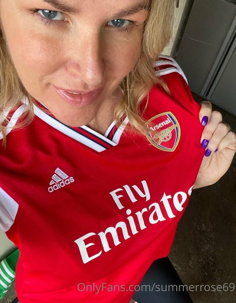 gloryhole wife onlyfans pretty archive