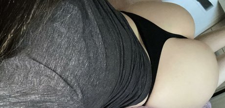 popular trans onlyfans beautiful image