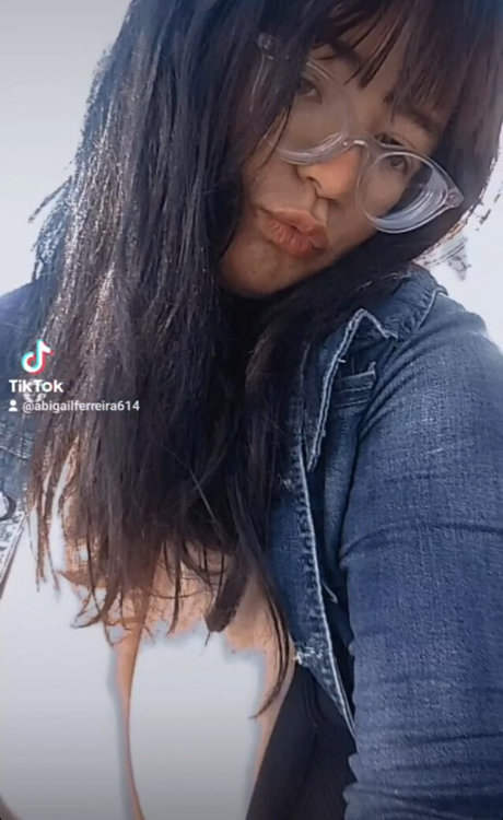 Abigail Ferreira erotic actress photo