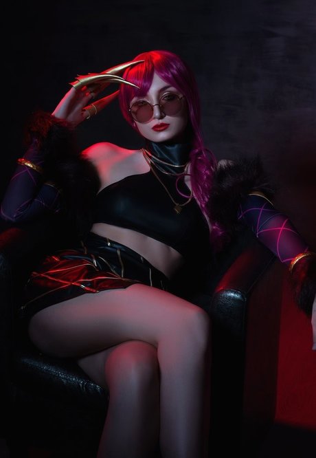 Speedy Cosplay model top picture