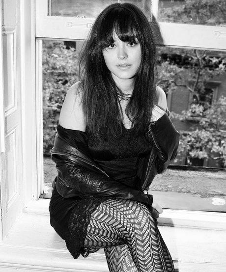 Hayley Orrantia hot model image