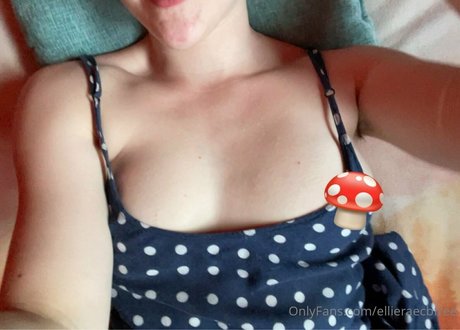 ellieraecbfree erotic actress galleries