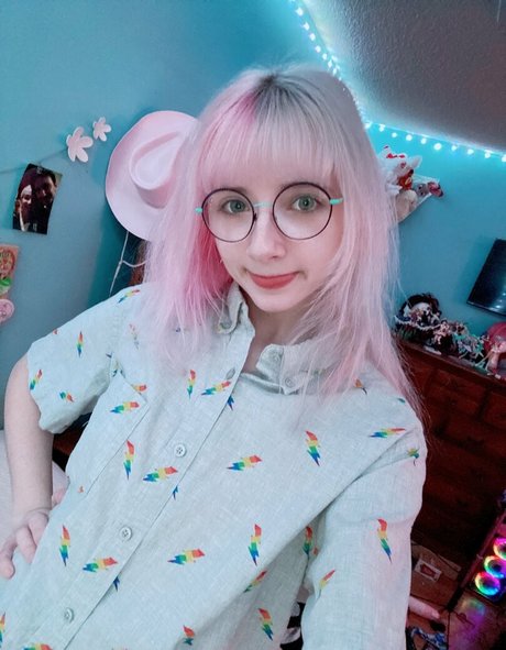 japanese schoolgirl onlyfans hot nude galleries