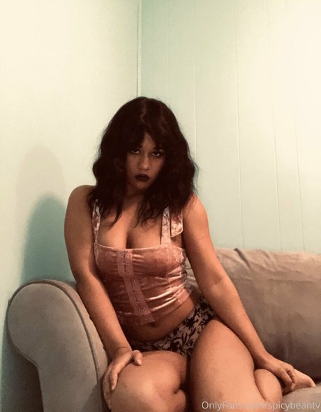 spicybeantv nude pornstar image