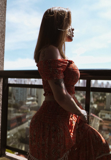 cute ladyboy onlyfans art nude photos