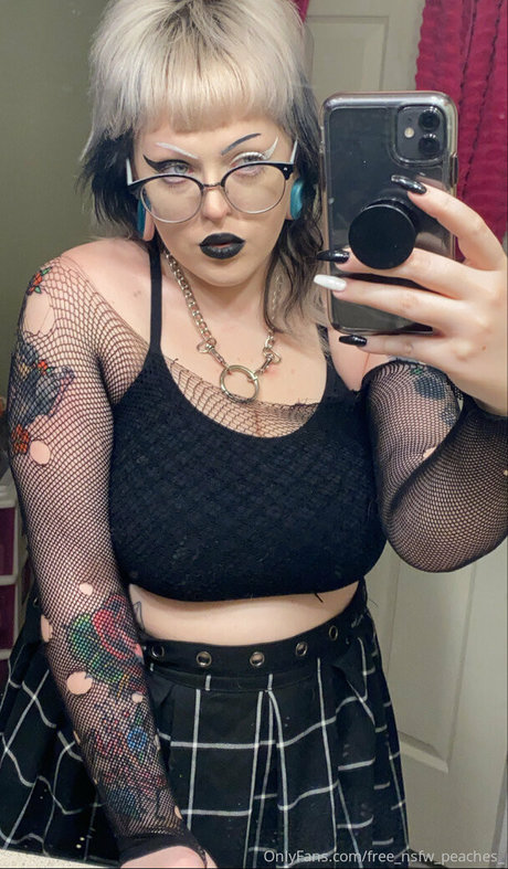 free nsfw peaches_ Best Profile Photo