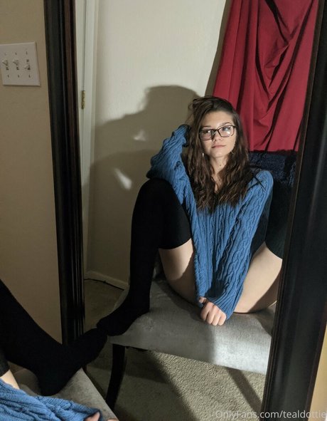 feet slave onlyfans nudes picture