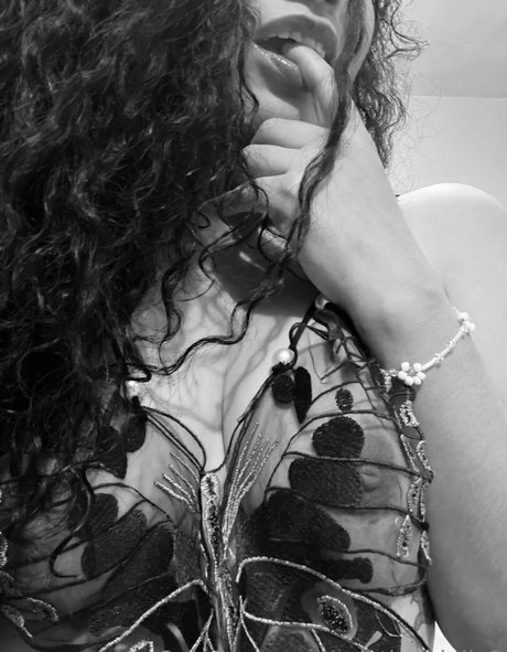 agatha dolly2 star sexy pics