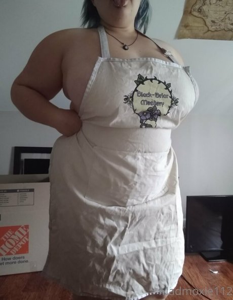 madmoxie112 nude actress galleries