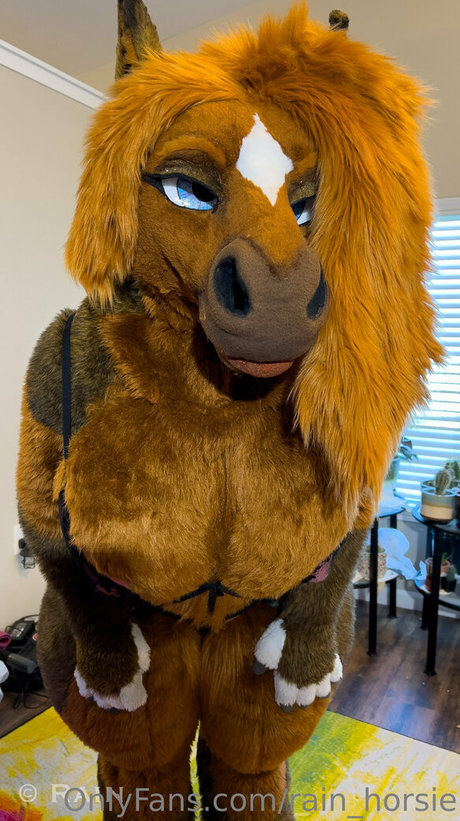 rain horsie pretty actress galleries